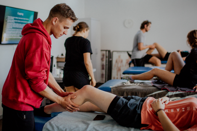 Rehabilitacja kolana - od diagnostyki do powrotu do sportu